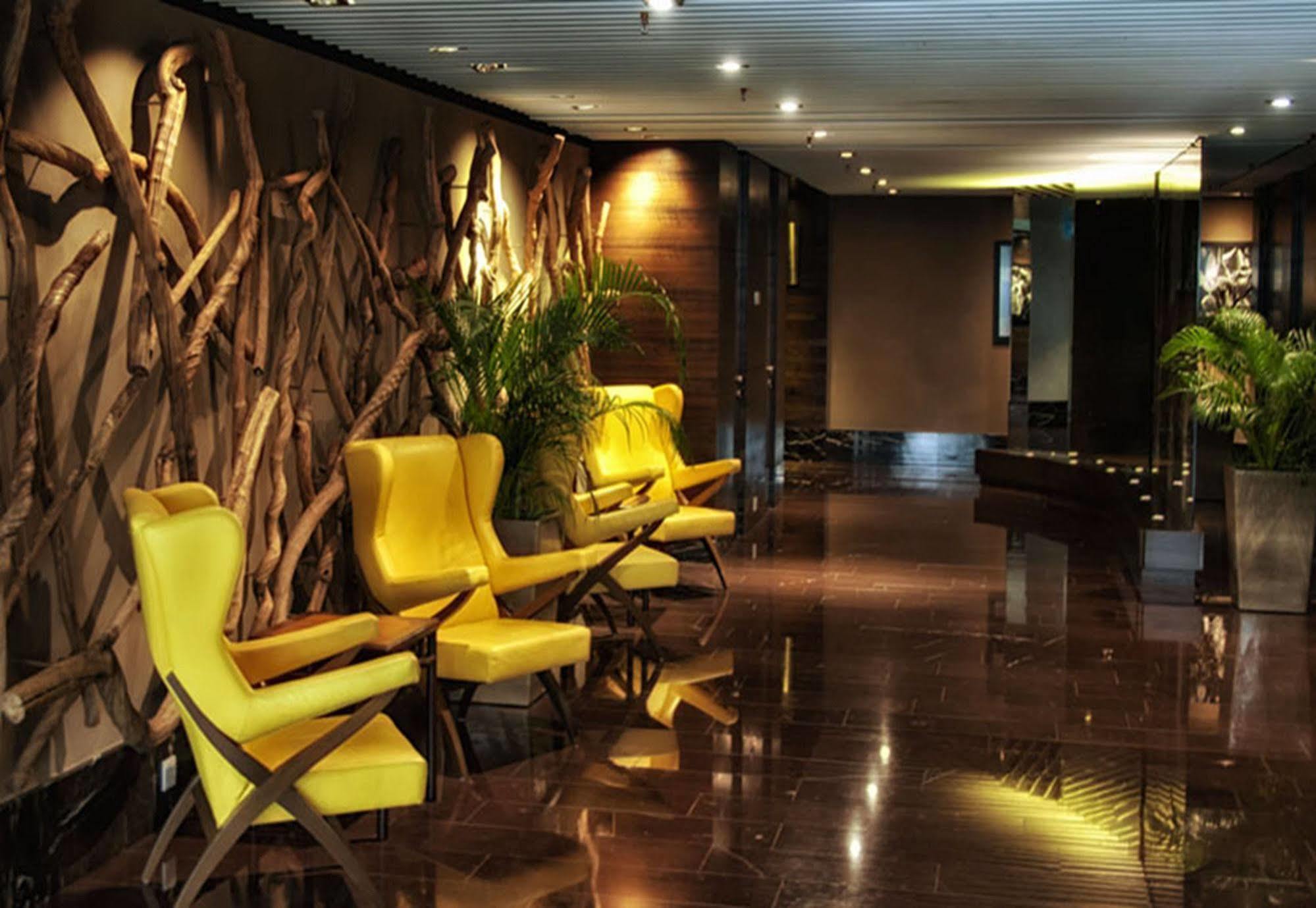 Gtower Hotel Kuala Lumpur Eksteriør billede The lobby of the hotel