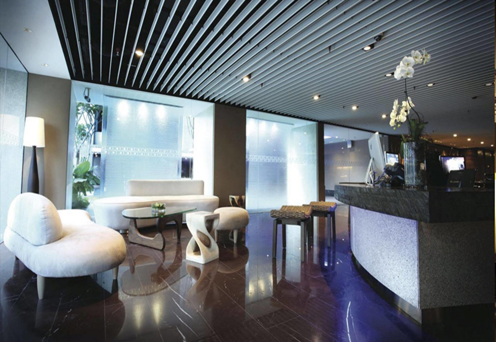 Gtower Hotel Kuala Lumpur Eksteriør billede The interior of the lounge