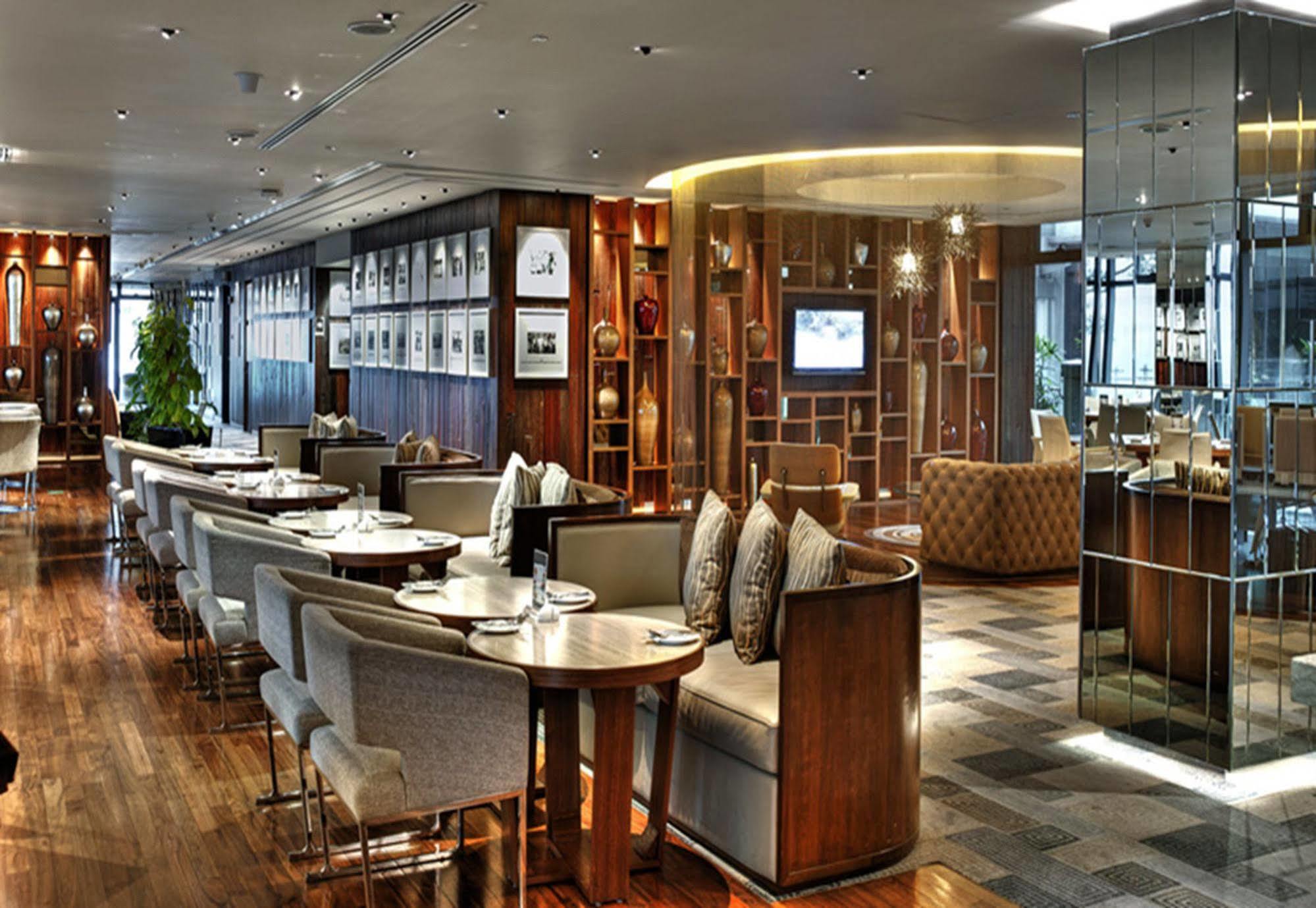 Gtower Hotel Kuala Lumpur Eksteriør billede The interior of the lounge