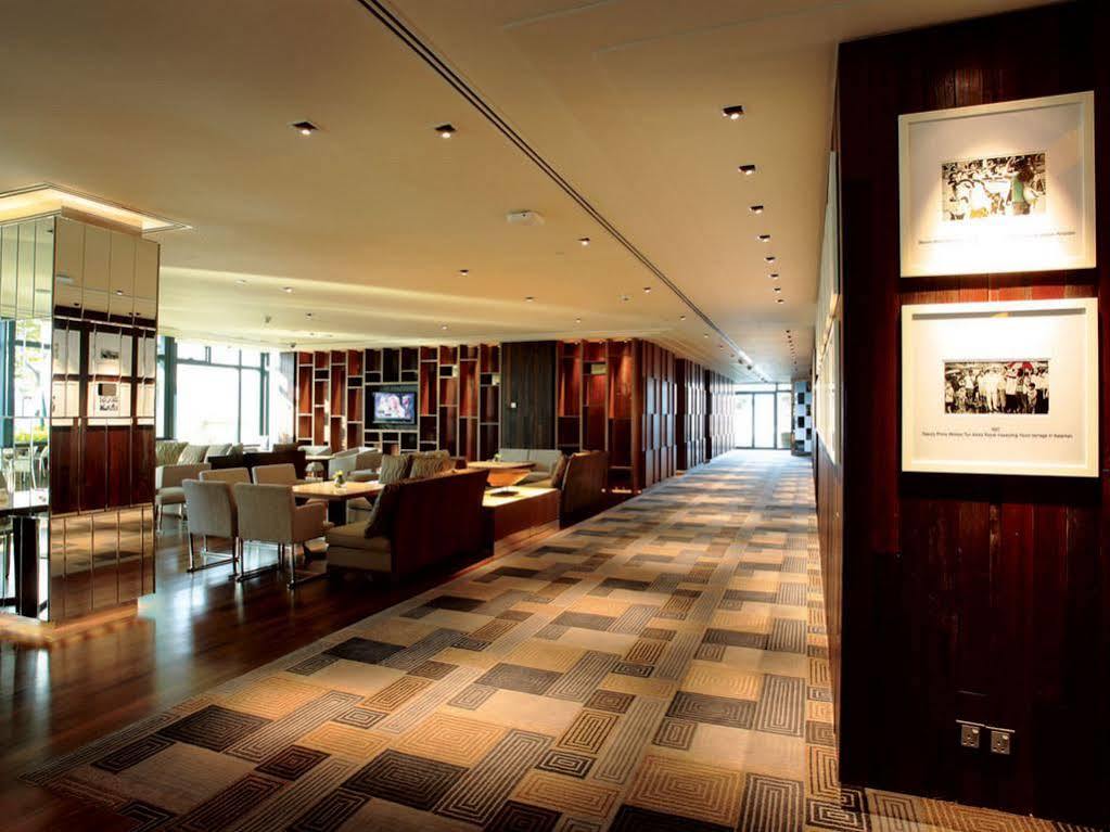 Gtower Hotel Kuala Lumpur Eksteriør billede The Club lounge at Hong Kong International Airport